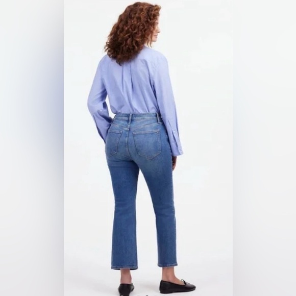 NWT Madewell Curvy Kick Out Crop Jeans in Medium Wash, Mid Rise, Size 25 - Picture 3 of 13